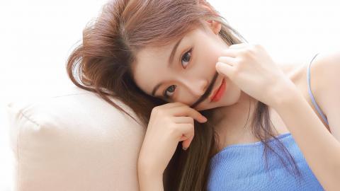 【活力中国调研行】“刚柔并济”的碳纤维：女士单手“提车”显示硬核科技